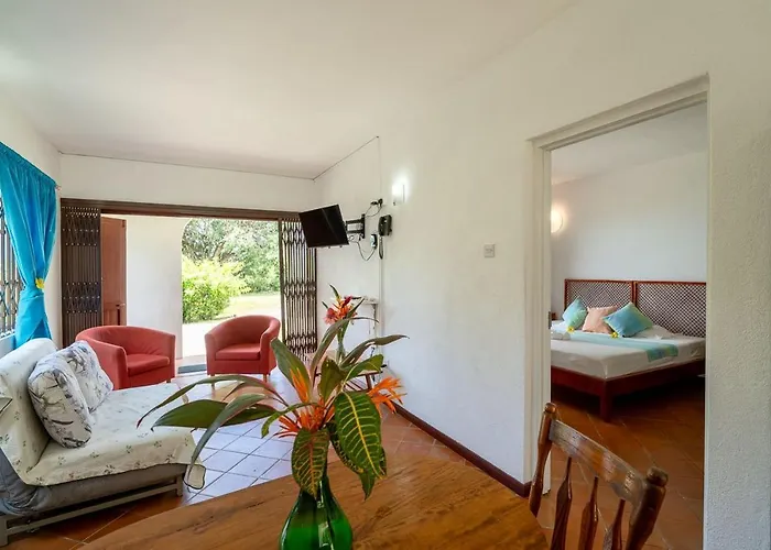 La Apartment Baie Lazare (Mahe)