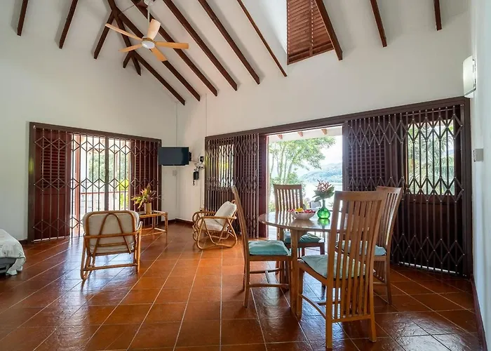 La Apartment Baie Lazare (Mahe)