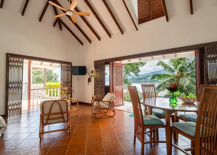 La Apartment Baie Lazare (Mahe)