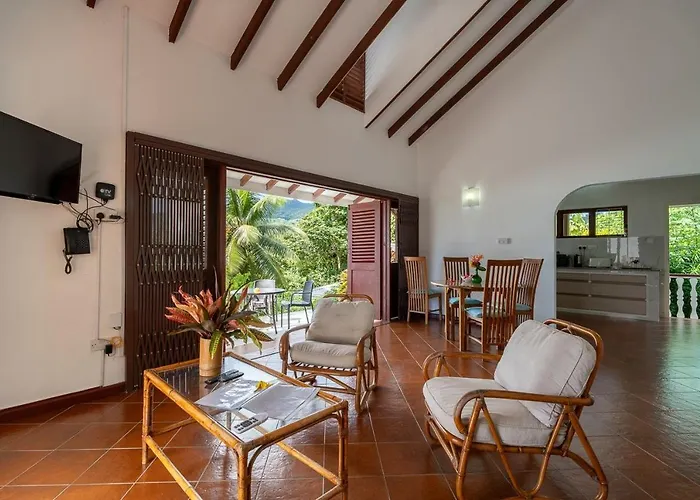 Apartment La Baie Lazare (Mahe)