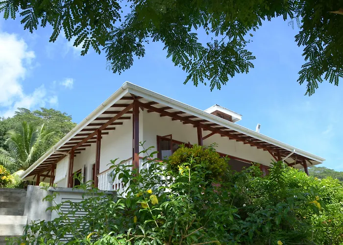 La Baie Lazare (Mahe)
