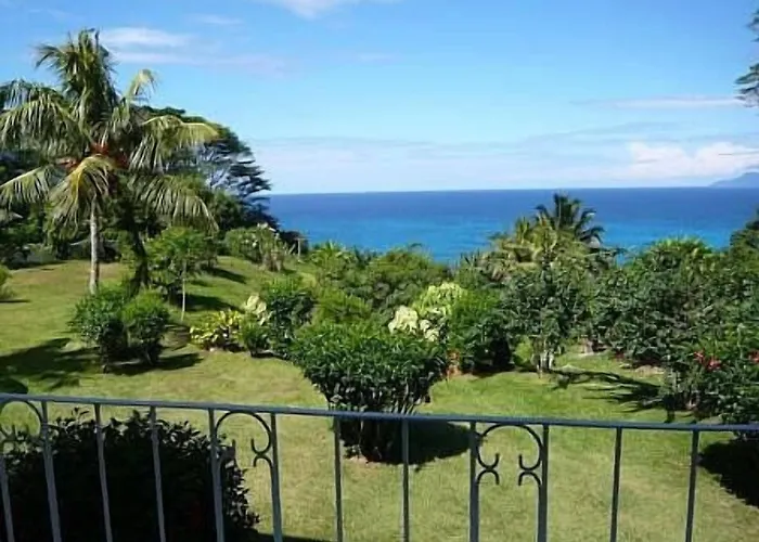 La Baie Lazare (Mahe)